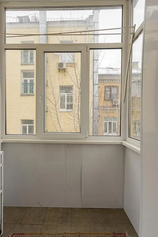 Простора 3 Кімнатна Біля Майдану Незалежності Apartment Kyiv 0*,